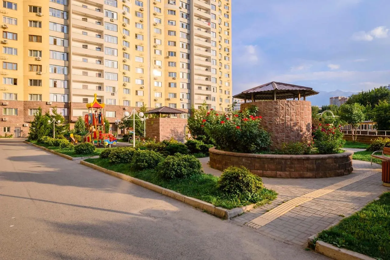 Как Дома - Супер Квартира С Потрясающим Видом На Горы Apartment Almaty 0*,  Kazakhstan